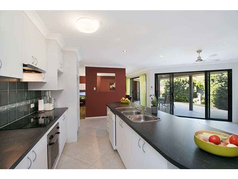 77 Botanical Circuit, Banora Point NSW 2486