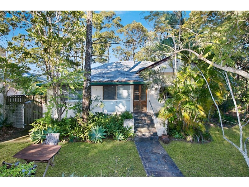 18 Rutledge Street, Coolangatta QLD 4225