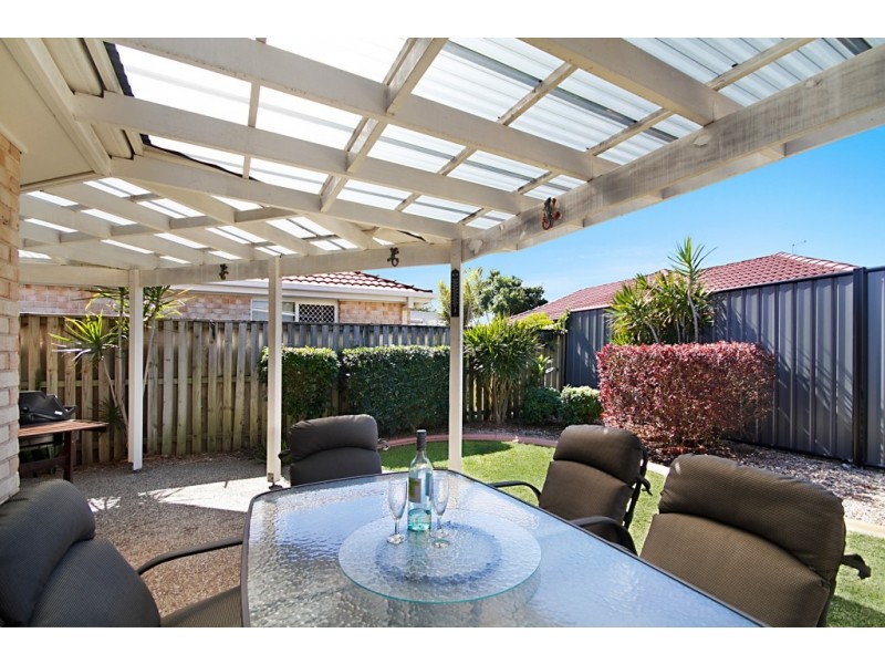 2/22 Foxhill Place, Banora Point NSW 2486
