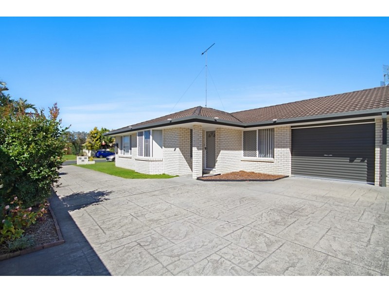 1/7 Covent Gardens Way, Banora Point NSW 2486