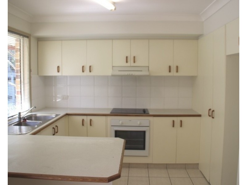 2/5 Cabernet Court, Tweed Heads South NSW 2486