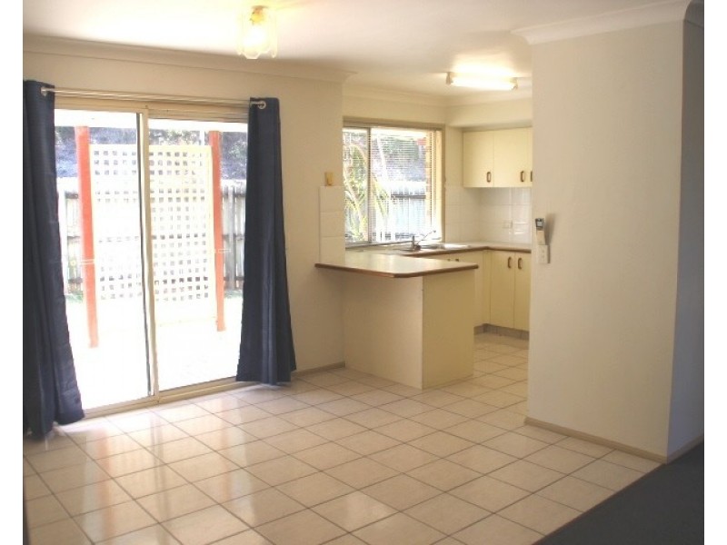 2/5 Cabernet Court, Tweed Heads South NSW 2486