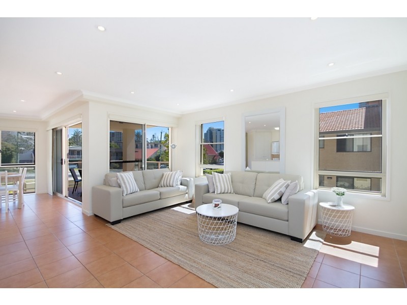 4/24 Dutton Street, Coolangatta QLD 4225