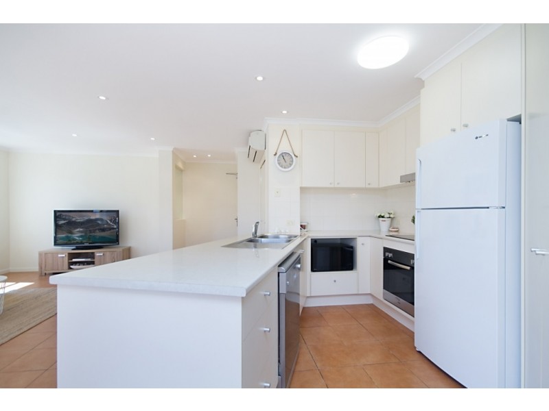 4/24 Dutton Street, Coolangatta QLD 4225