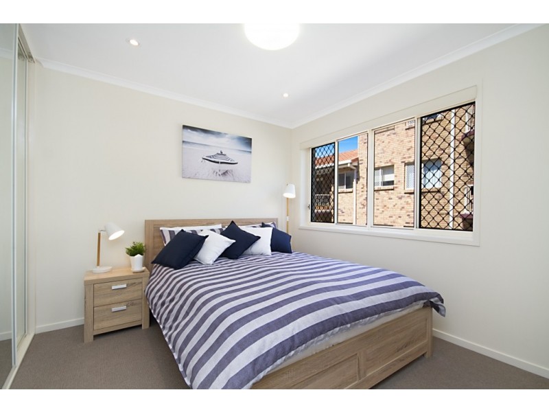 4/24 Dutton Street, Coolangatta QLD 4225