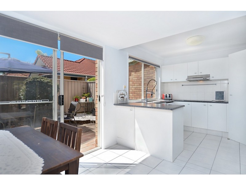 4/3 Advocate Place, Banora Point NSW 2486