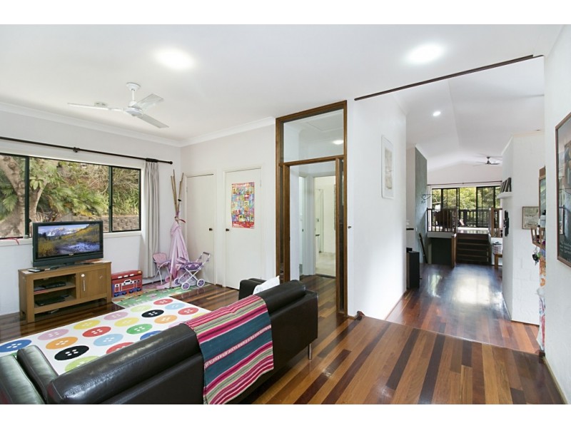 18 Gladioli Avenue, Terranora NSW 2486