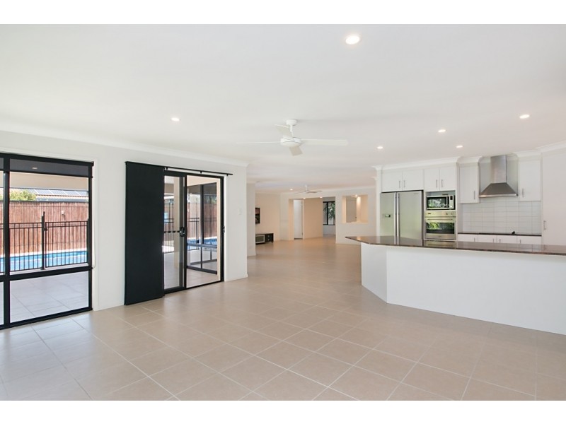 4 Traminer Court, Tweed Heads South NSW 2486