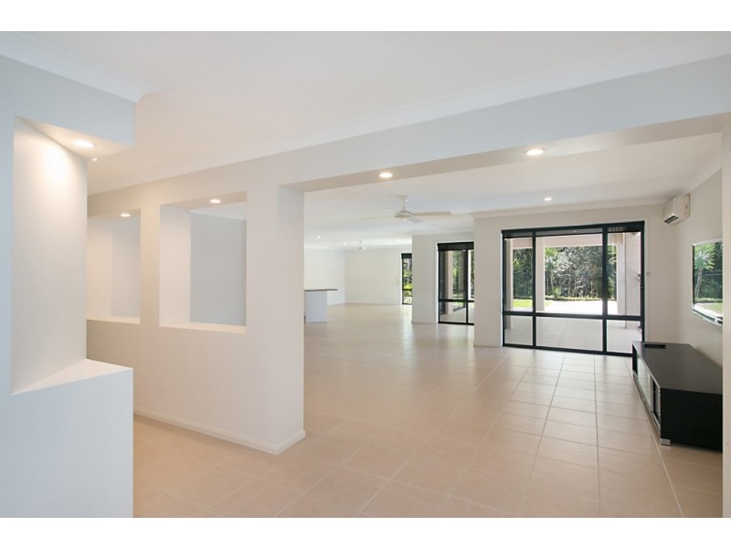 4 Traminer Court, Tweed Heads South NSW 2486