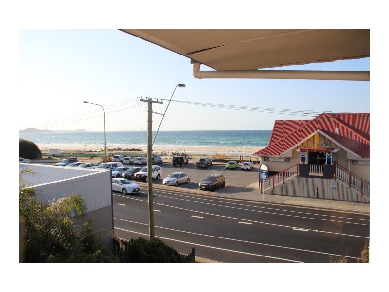 5/10 Marine Parade, Kirra QLD 4225