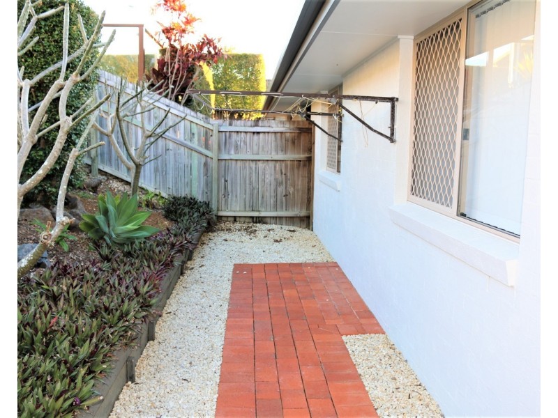 2/43 Amaroo Drive, Banora Point NSW 2486