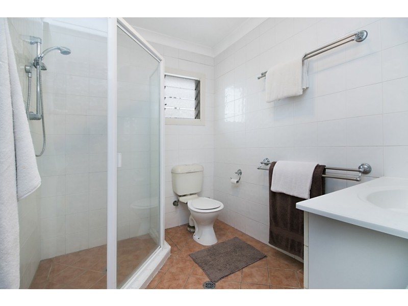 4/51 Coolangatta Road, Kirra QLD 4225