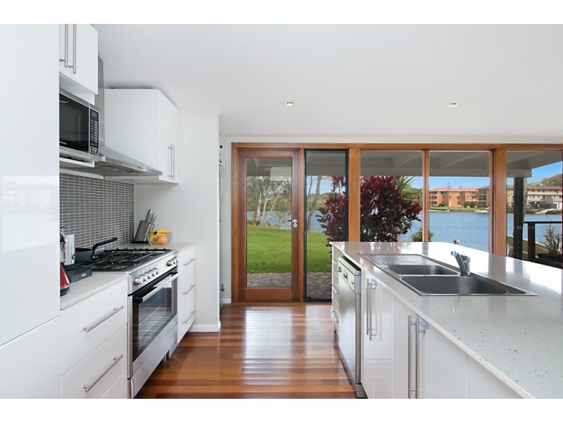 67 Wyuna Road, Tweed Heads West NSW 2485