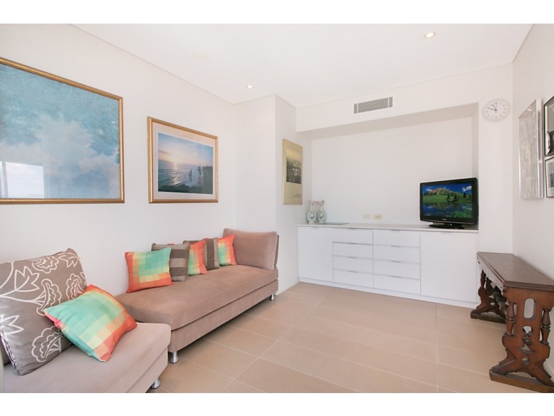 305/1-3 Douglas Street – Nirvana By The Sea, Kirra QLD 4225