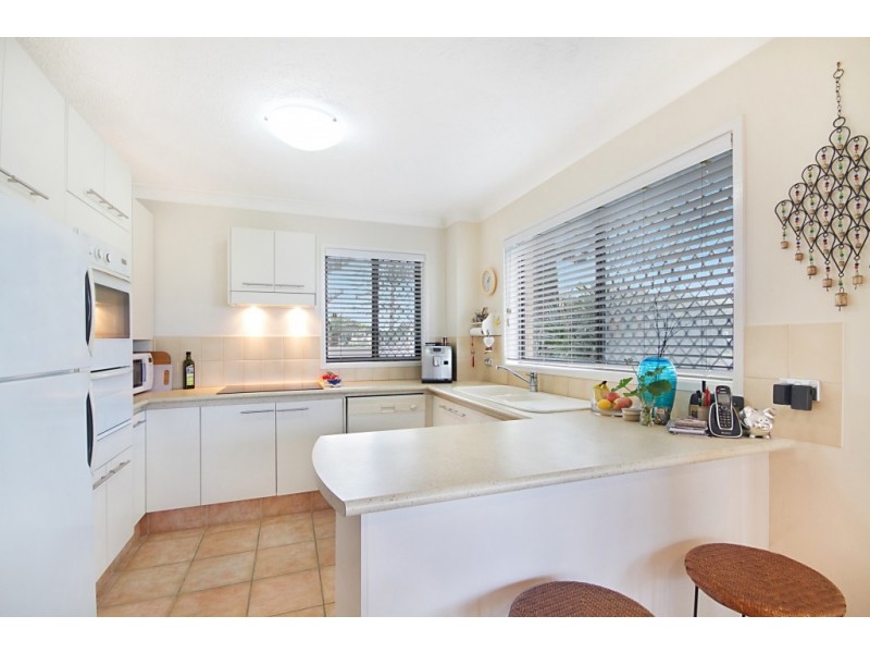 1/4 Thirteenth Avenue, Palm Beach QLD 4221