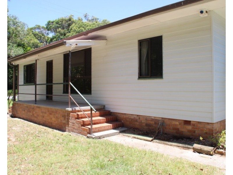 2 Kirkwood Road, Tweed Heads South NSW 2486