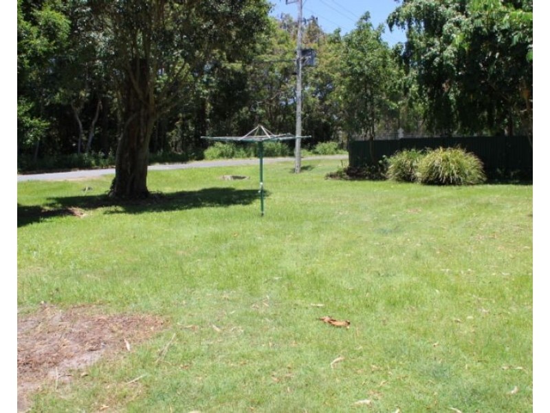 2 Kirkwood Road, Tweed Heads South NSW 2486