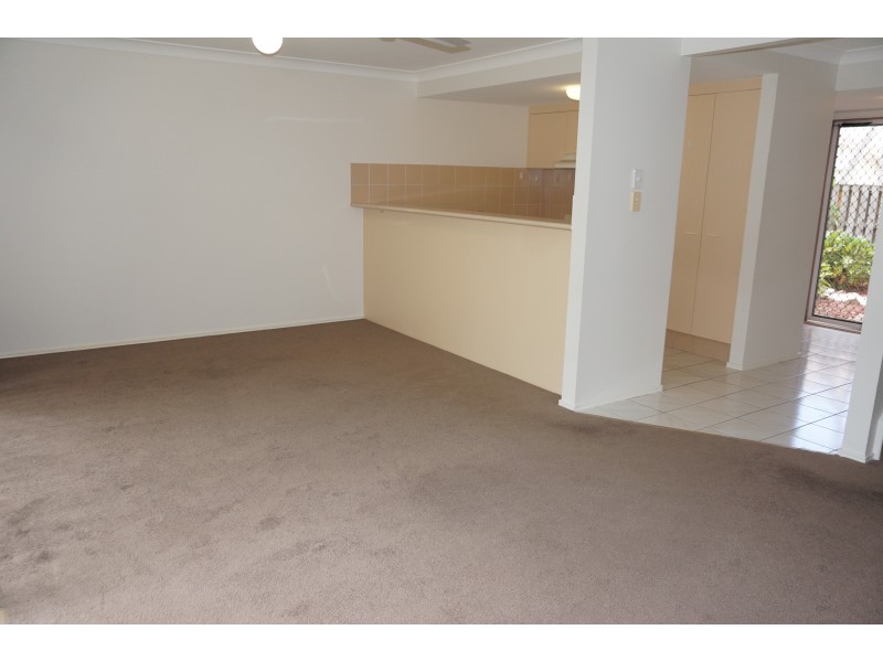 24/9-15 Harrier Drive, Burleigh Waters QLD 4220