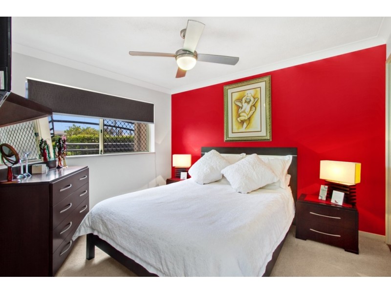 2/437 Golden Four Drive, Tugun QLD 4224