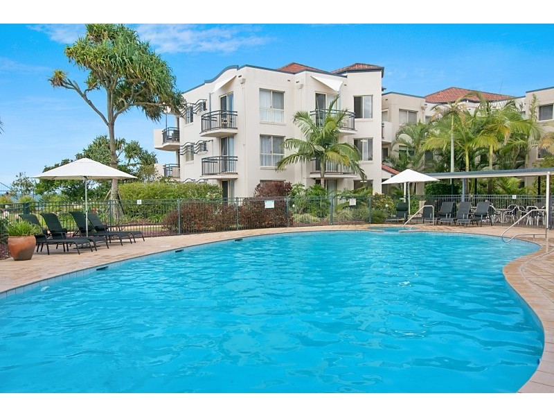 2/437 Golden Four Drive, Tugun QLD 4224