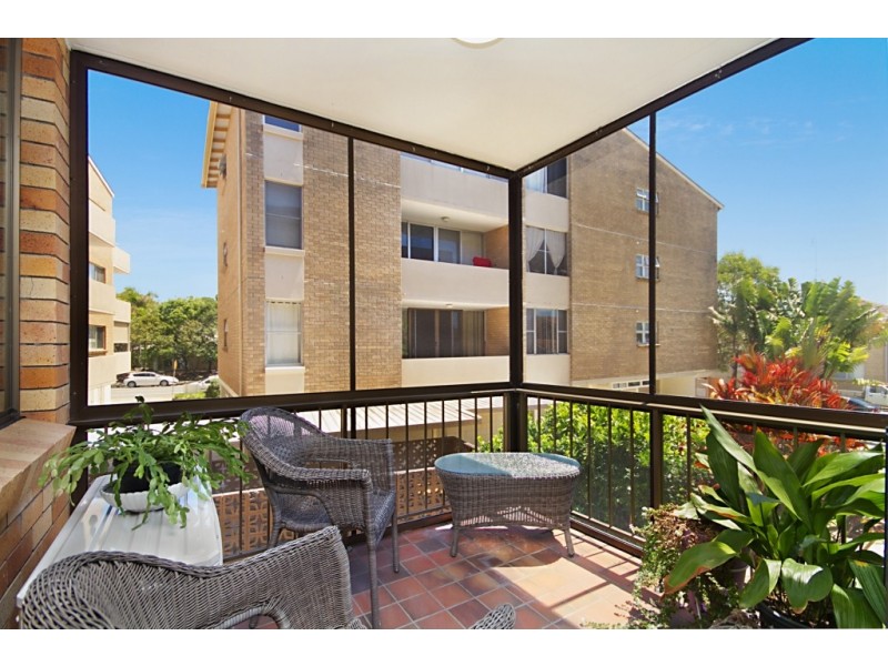 2/4 Buchan Avenue, Tweed Heads NSW 2485