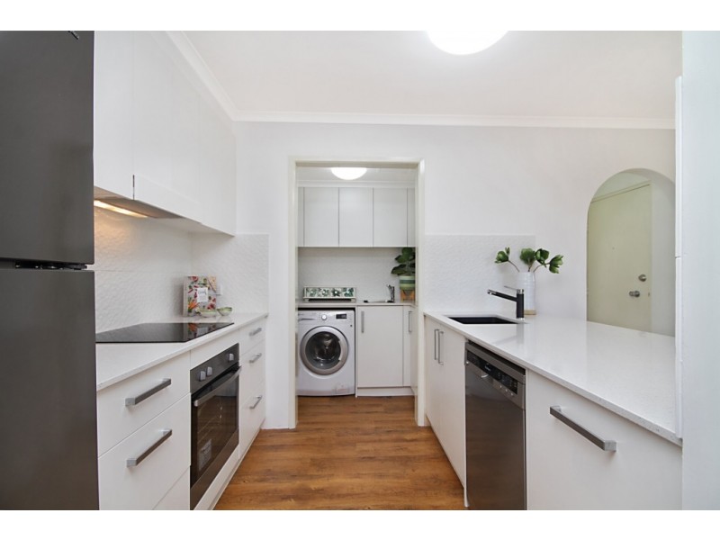 2/4 Buchan Avenue, Tweed Heads NSW 2485