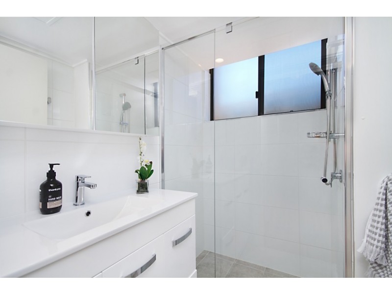 2/4 Buchan Avenue, Tweed Heads NSW 2485