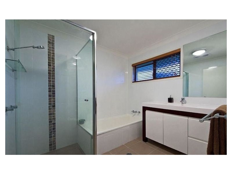 14 Treeview Drive, Burleigh Waters QLD 4220