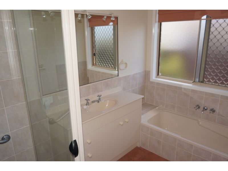 1/23 Birkdale Court, Banora Point NSW 2486