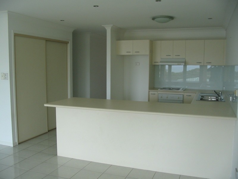 2/13 Hillcrest Avenue, Tugun QLD 4224