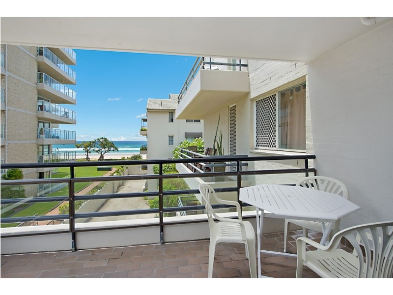4/369 Golden Four Drive – Tugun Sands, Tugun QLD 4224