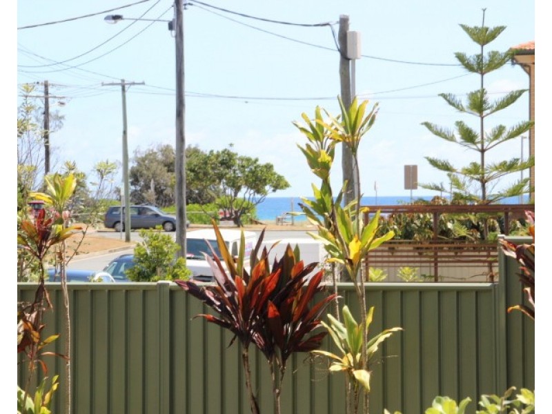 2/77 Golden Four Drive, Bilinga QLD 4225