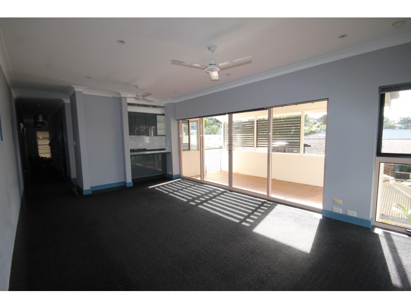 2/13 Biby Street, Tugun QLD 4224