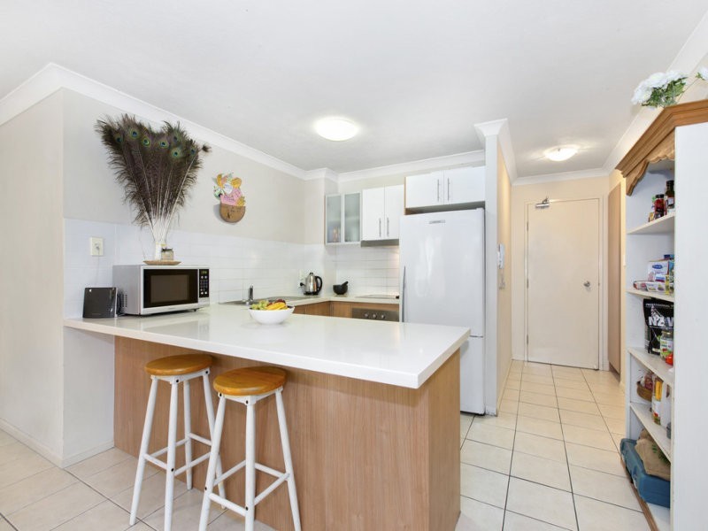 1/91 McLean Street, Coolangatta QLD 4225