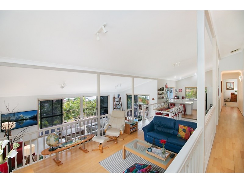 43 Currant Street, Elanora QLD 4221