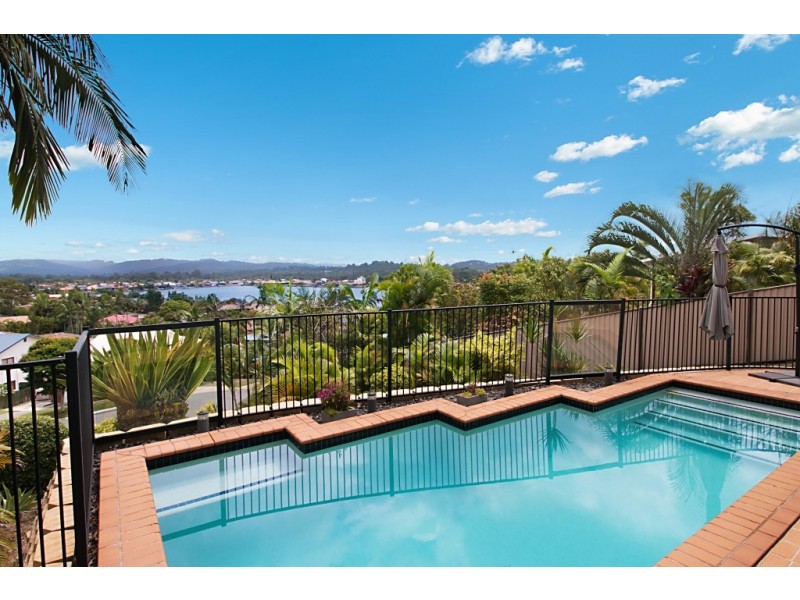 43 Currant Street, Elanora QLD 4221