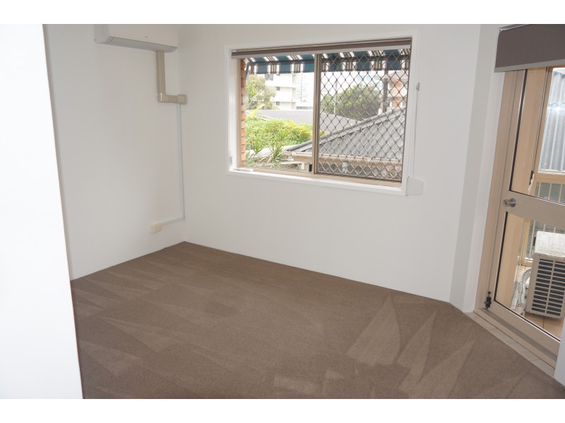 2/131 Golden Four Drive – Lanai, Bilinga QLD 4225