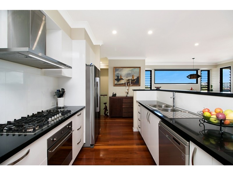 10 Stapylton Street, Coolangatta QLD 4225