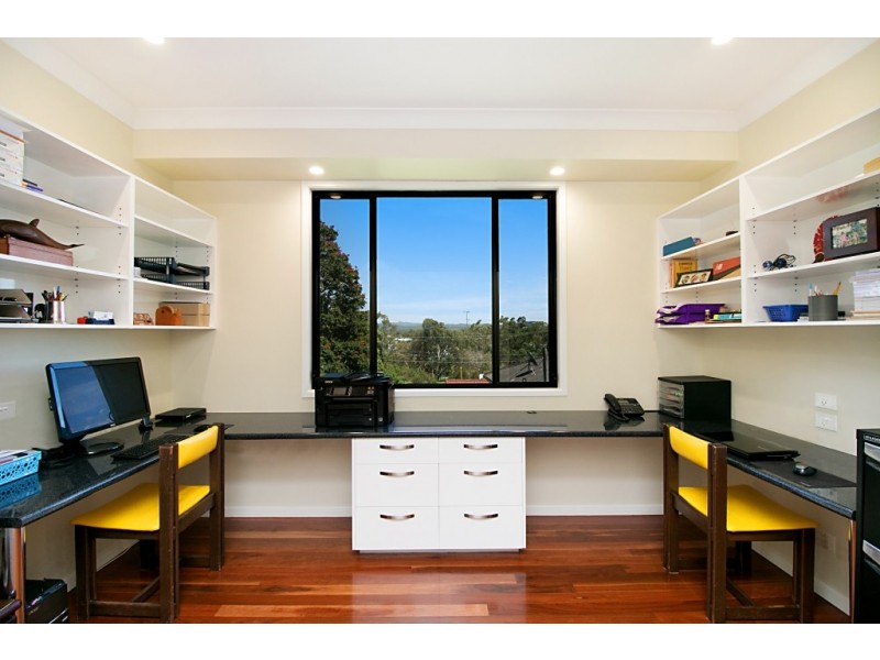 10 Stapylton Street, Coolangatta QLD 4225