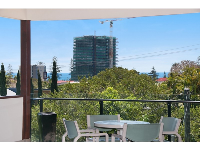 10 Stapylton Street, Coolangatta QLD 4225