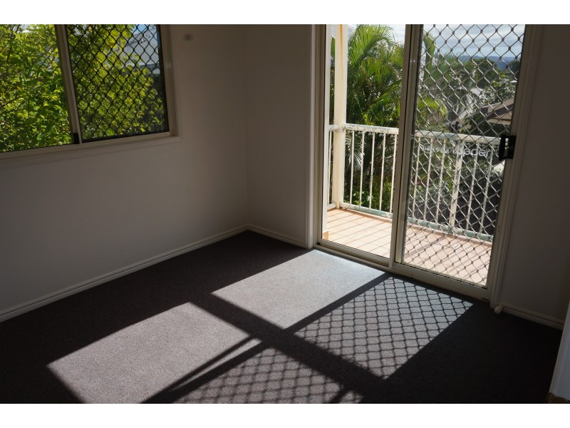 3/34 Miles Street, Coolangatta QLD 4225