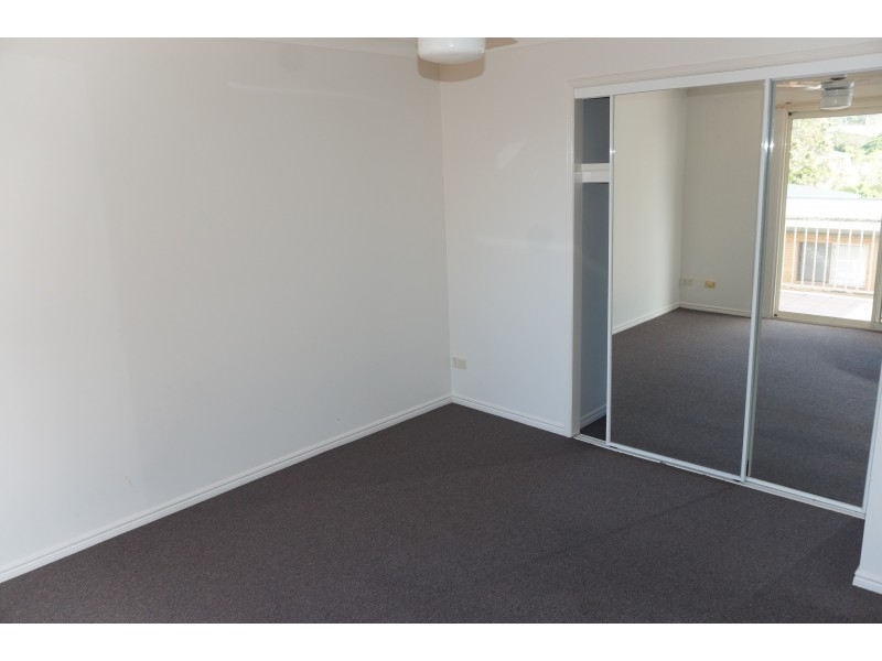 3/34 Miles Street, Coolangatta QLD 4225