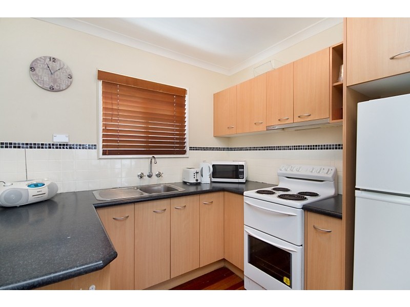 4/2 Haig Street, Kirra QLD 4225