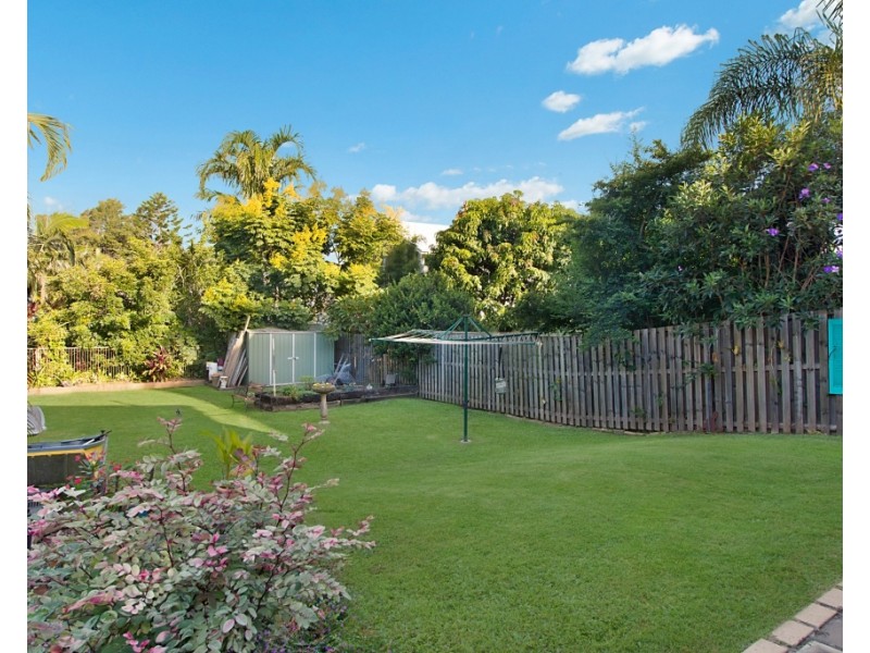 98 Riverside Drive, Tumbulgum NSW 2490