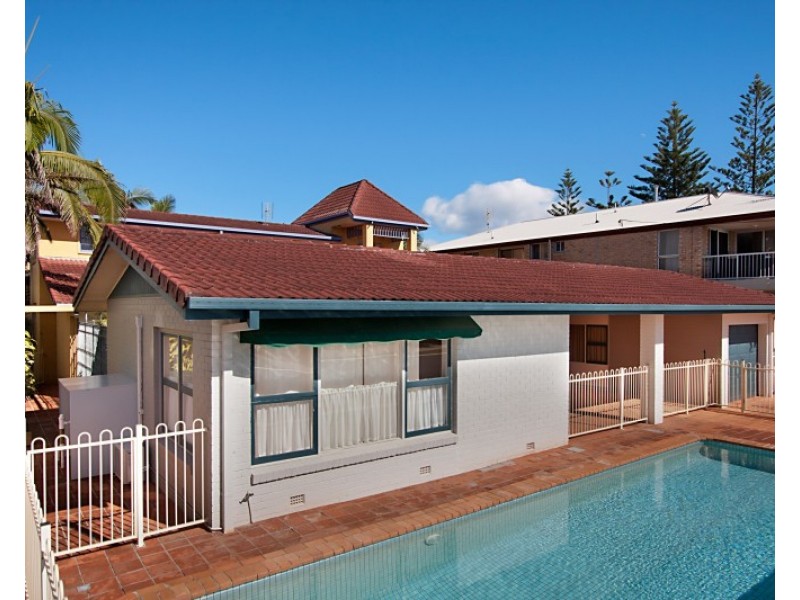 102 Pacific Parade, Bilinga QLD 4225