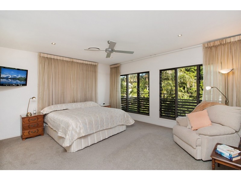 6 Wyberba Street, Tugun QLD 4224