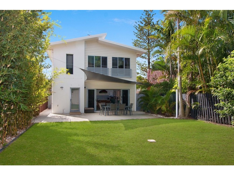 6 Wyberba Street, Tugun QLD 4224