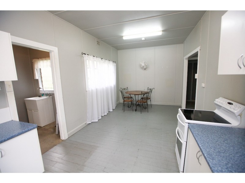 6 Kirkwood Road, Tweed Heads South NSW 2486