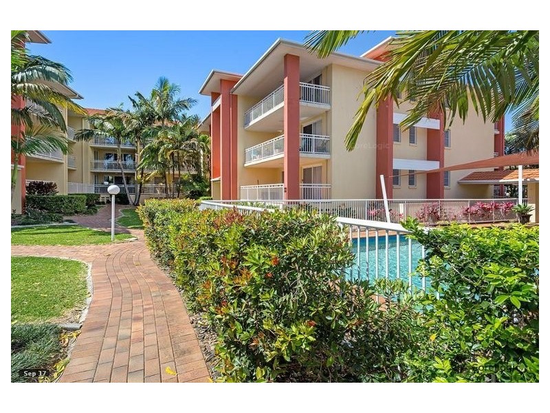 14/14 Douglas Street, Coolangatta QLD 4225