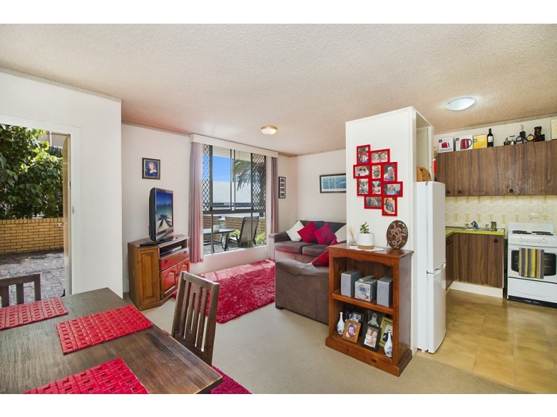 1/22 Garrick Street, Coolangatta QLD 4225